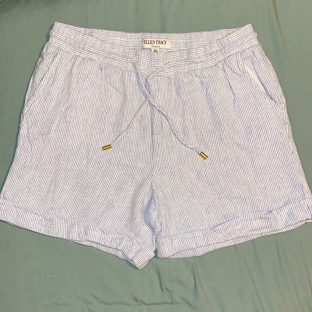 Linen striped shorts